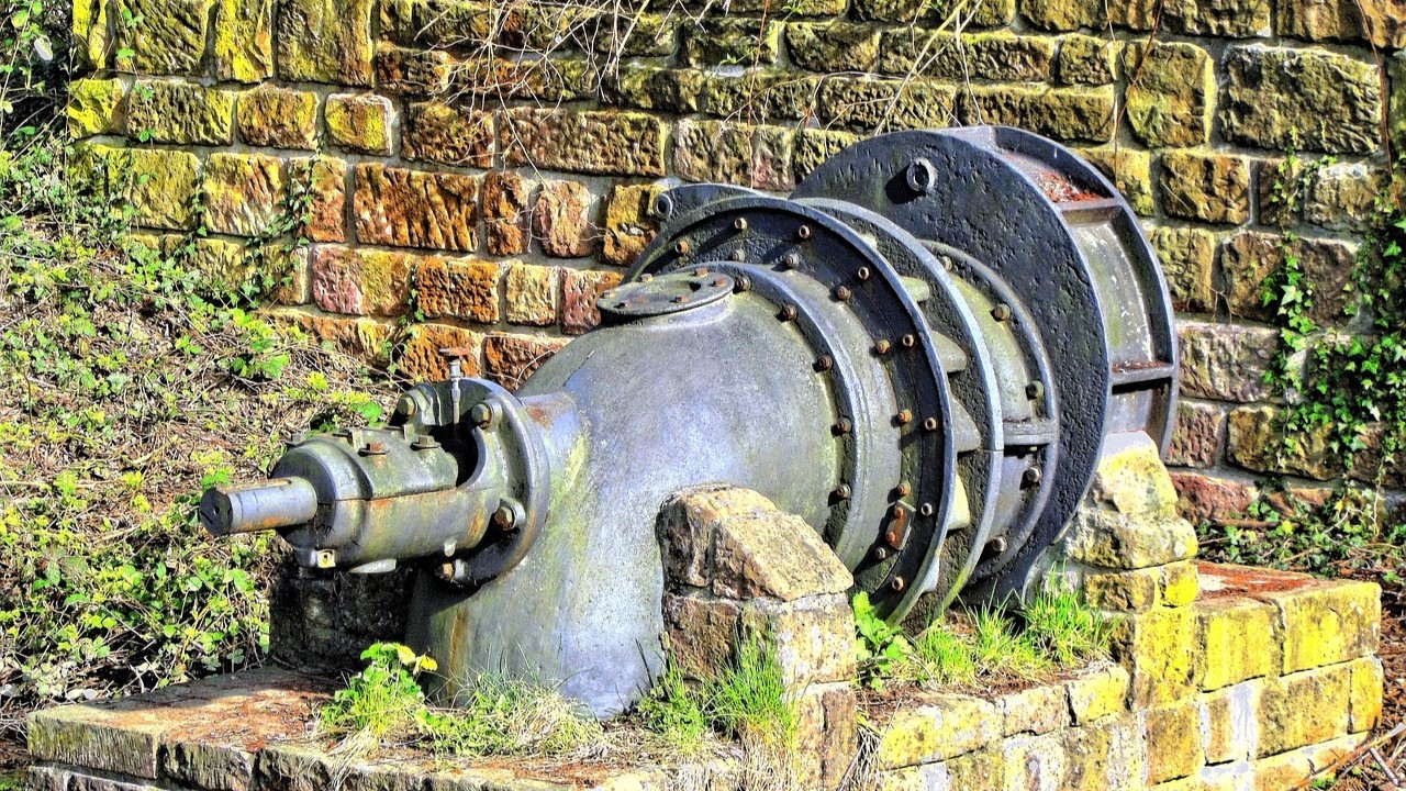 剛剛，臺(tái)風(fēng)“普拉?！痹俦冀銣?！高效能泵閥產(chǎn)品成城市防汛的“隱形英雄”-